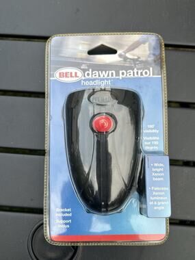 Bell Dawn Patrol Bike Headlight Xenon Beam 180° Visibility New in Box